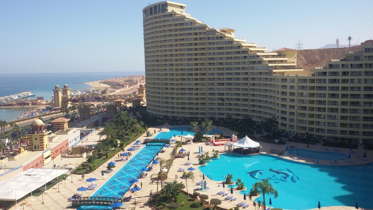 Porto Sokhna Pyramids Apartments With Sea View Families Only Айн-Сохна Екстер'єр фото